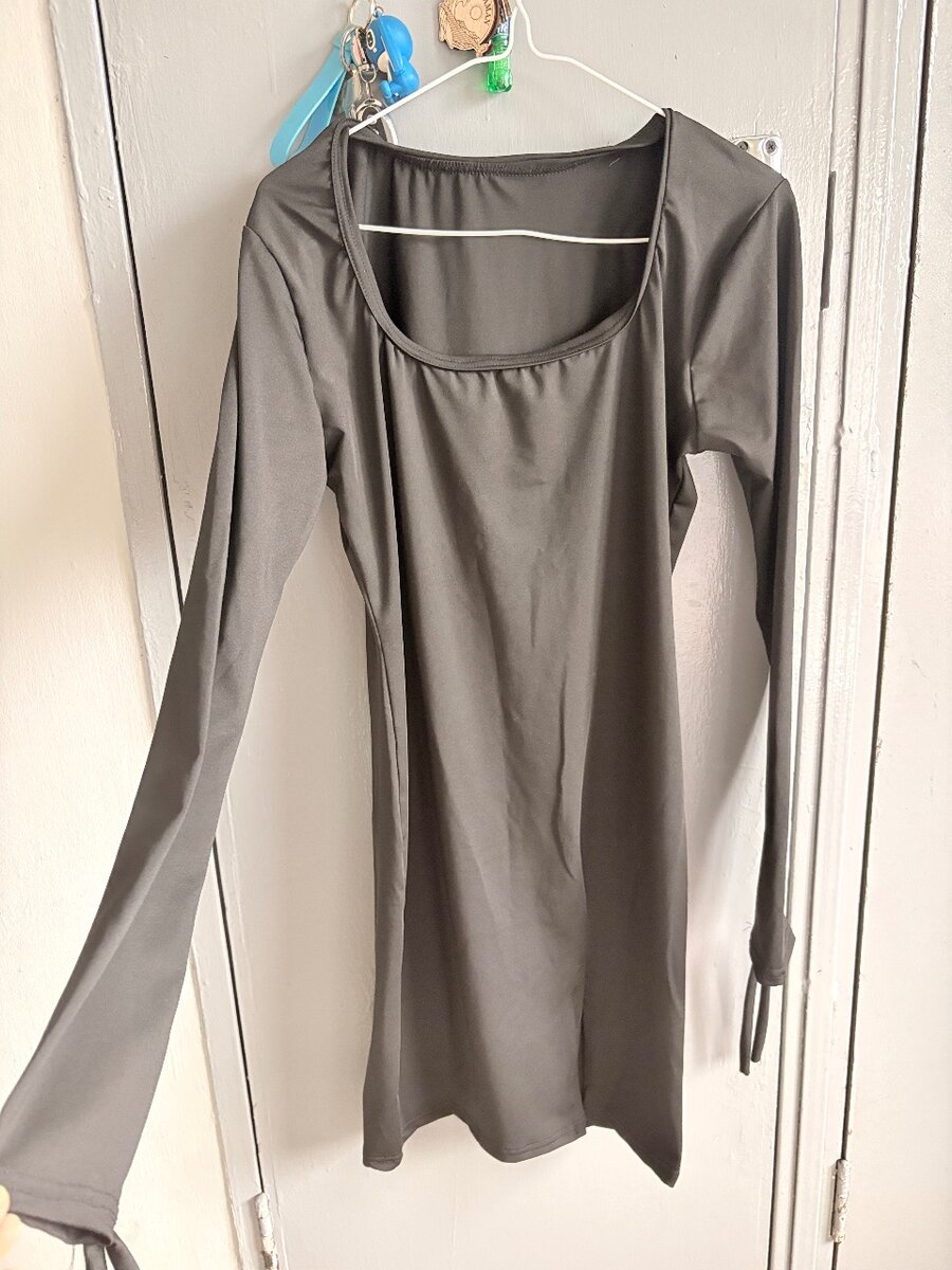Short dress