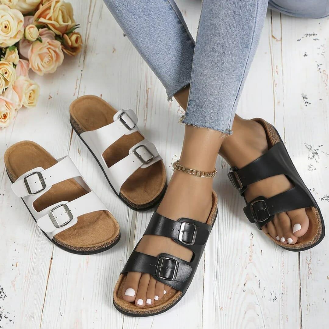 Chic sandales