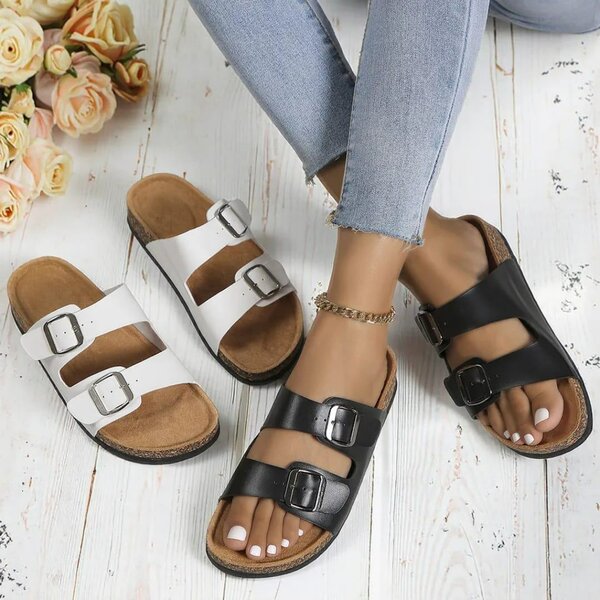 Chic sandales