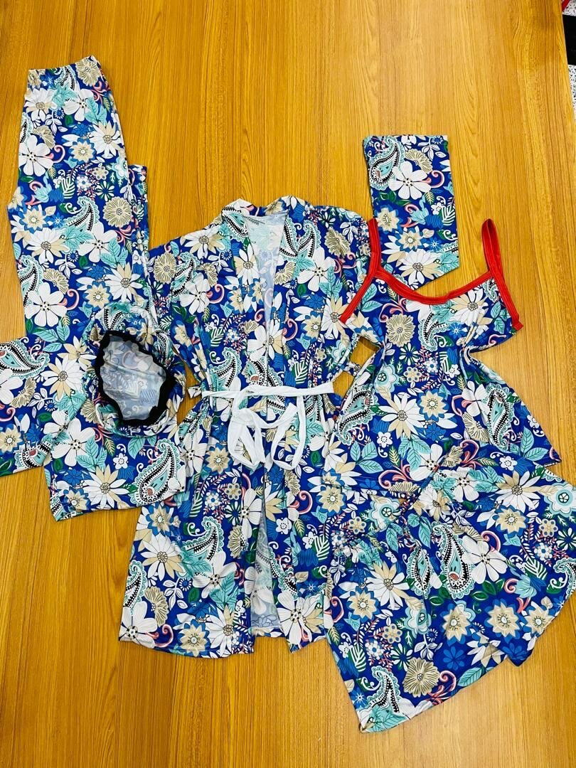 Night wear