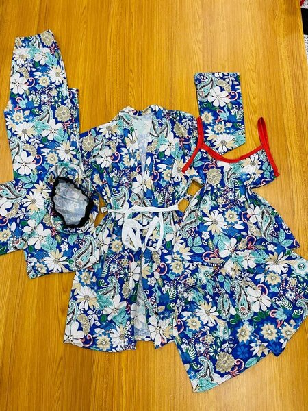 Night wear