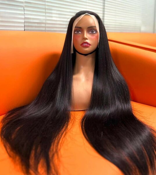 Perruque Lisse 100% humain taille 36 et taille 38