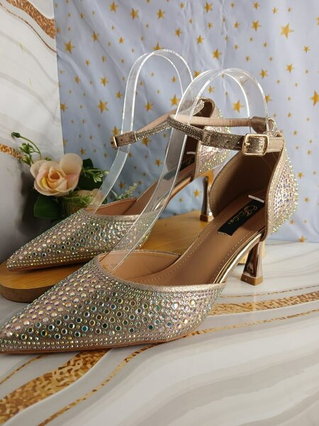 Ladies heels
