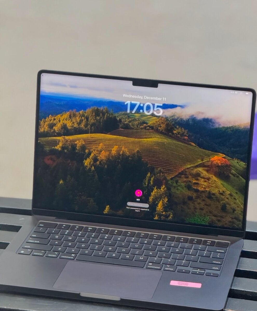 MACBOOK PRO 14 INCH