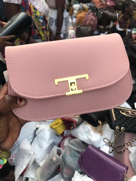 Hand bag