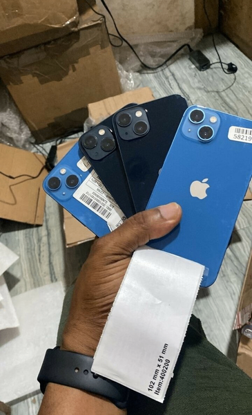 iPhone 13