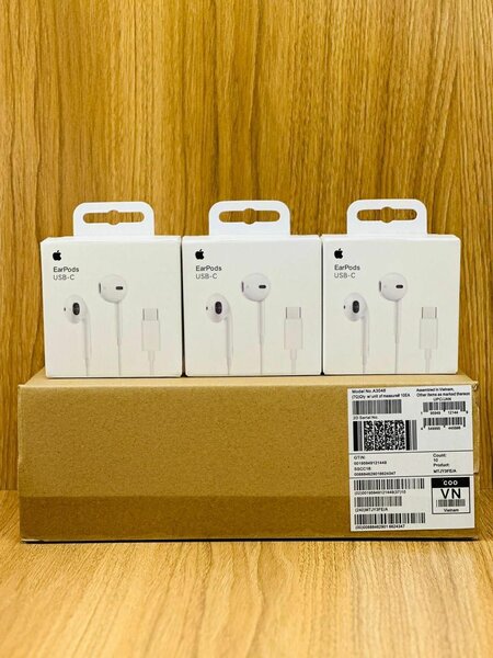 iPhone accessories