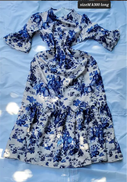 blue dress