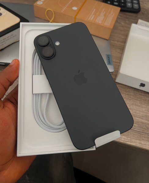 iPhone 16plus