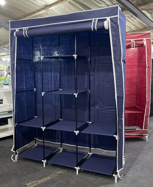 Portable wardrobes