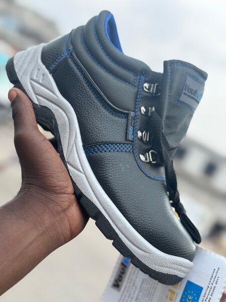 Chaussures de sécurité robustes