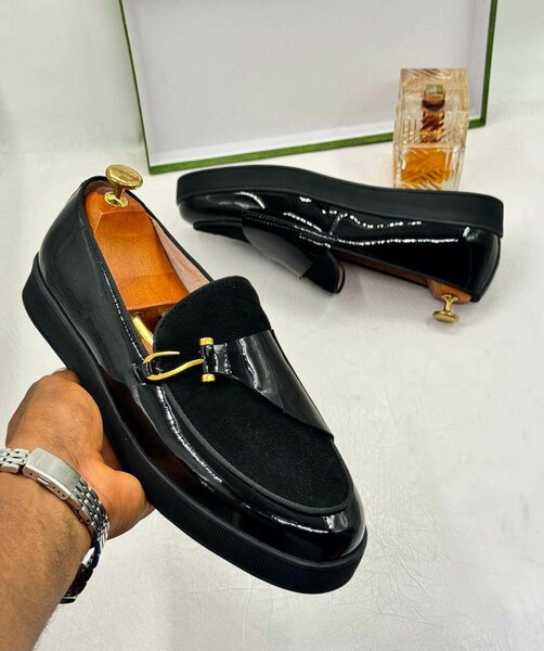 Dress shoes
