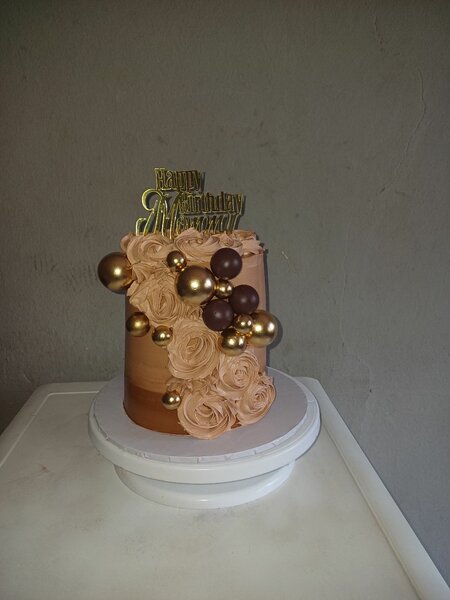 Cakes and cupcakes