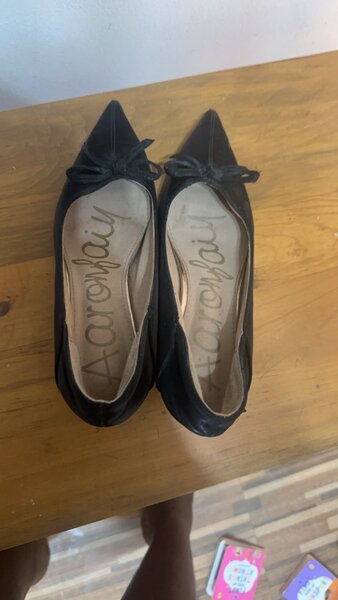 Ladies shoes