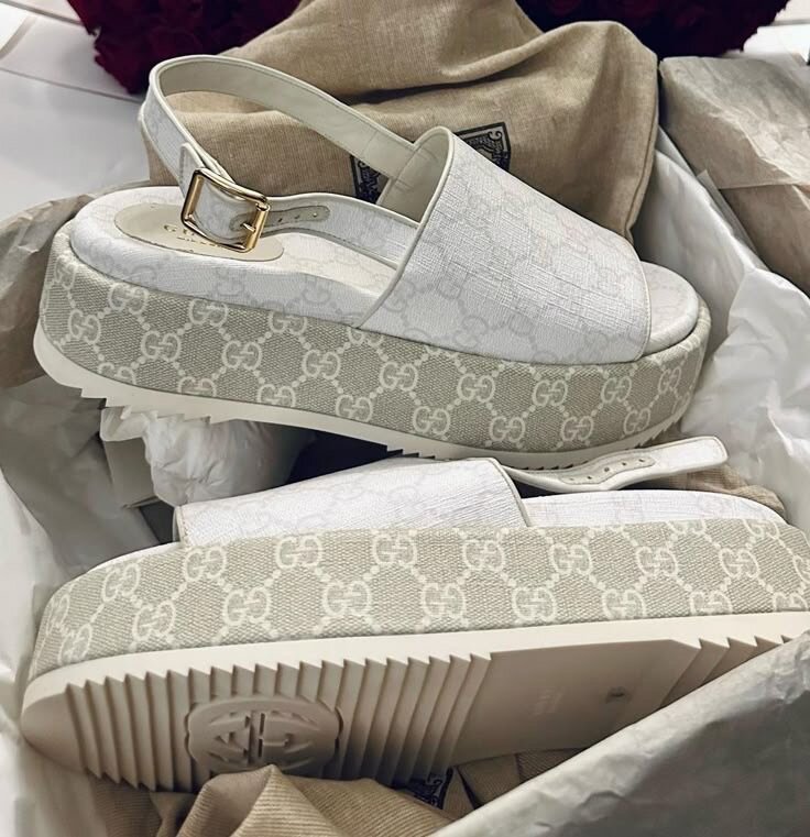 sandal