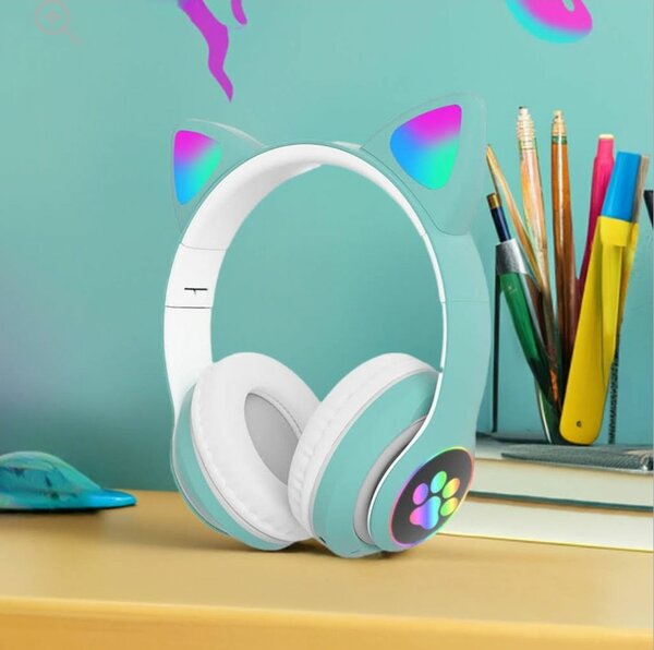 Cat Eat Headset