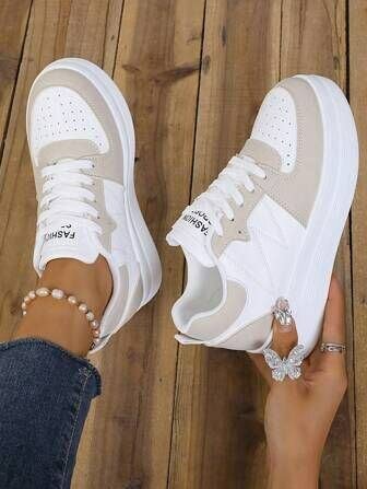 Baskets blanches femme tendance