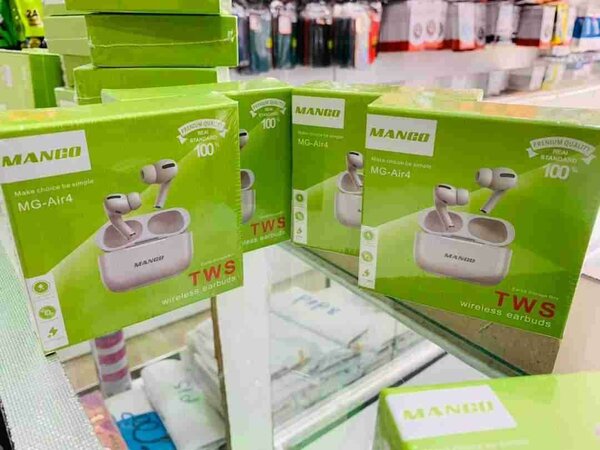 Mango earpods