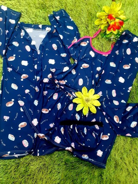 Ladies sleepwear 5 in 1