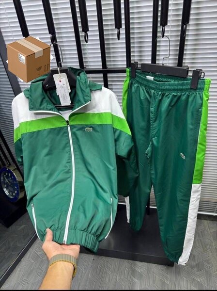 Complet Lacoste
