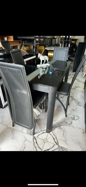 4 Seater Dining Set