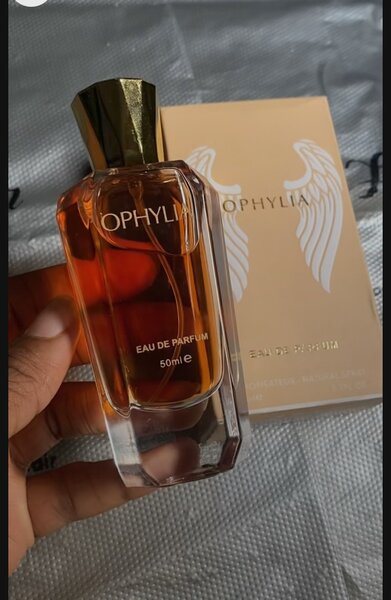 Ophylia perfume