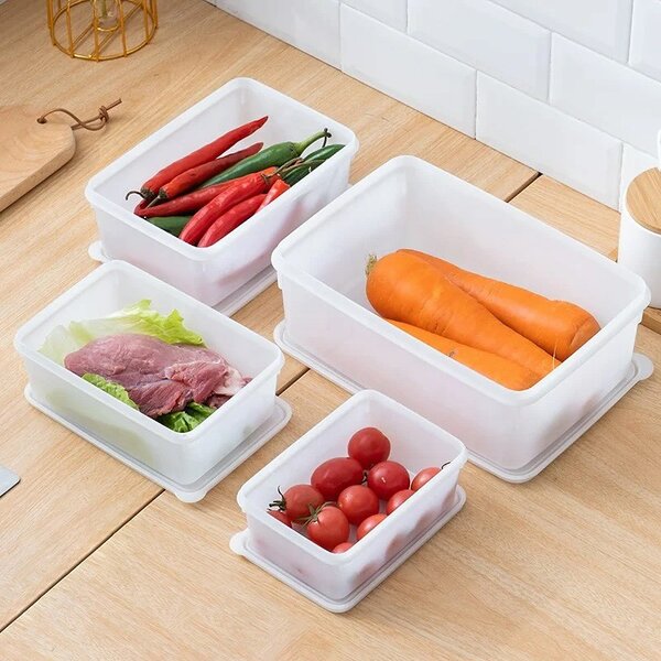 Plastic bowl set