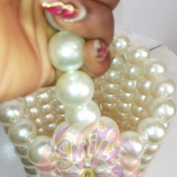 Bucket pearl bag