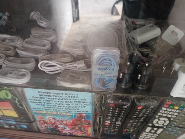 Lucky Mobile Shop