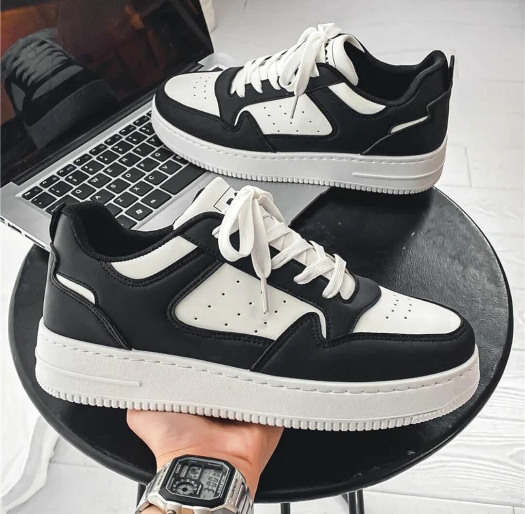 Sneakers moderne en cuir blanc et noir