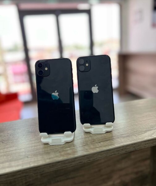 iPhone 11