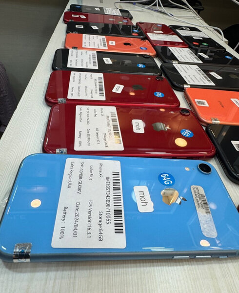 iPhones XR  64Go