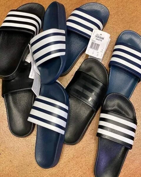 Adidas Adilettes