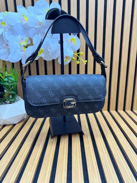Dressing bags
