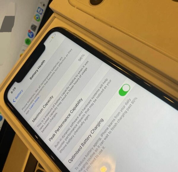 iPhone 11