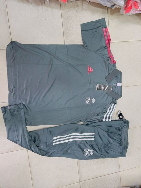 Les survêtements