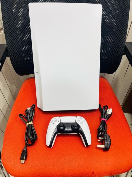 PS5 + manettes