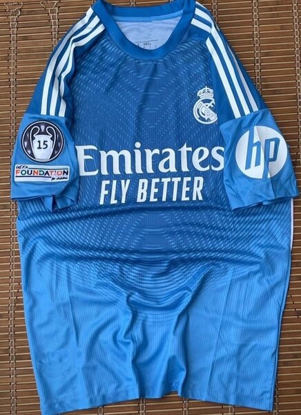 Maillot de réal