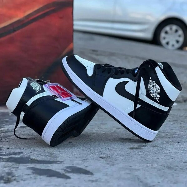 Sneakers mode noir et blanc