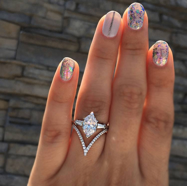 Zircon droplets promise ring