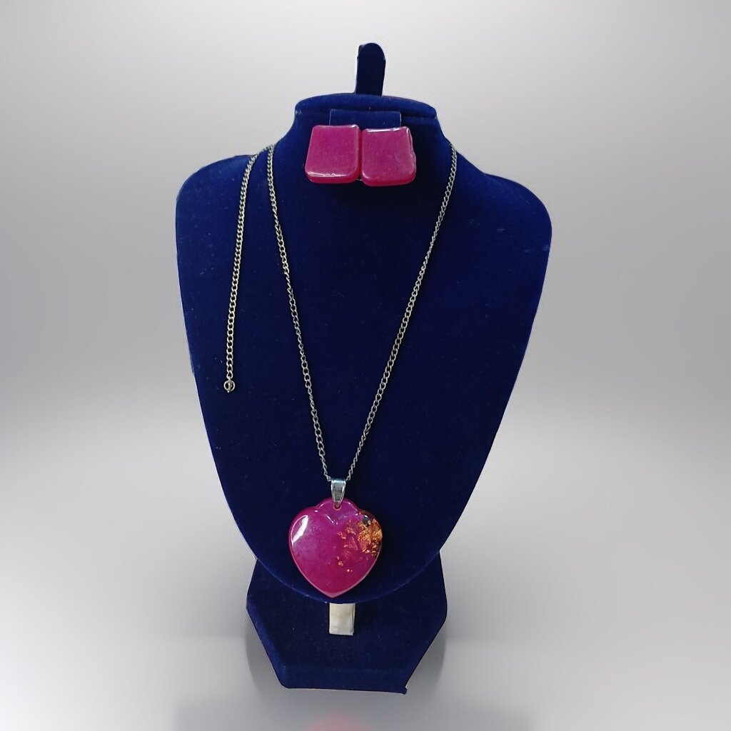 Resin jewellery set