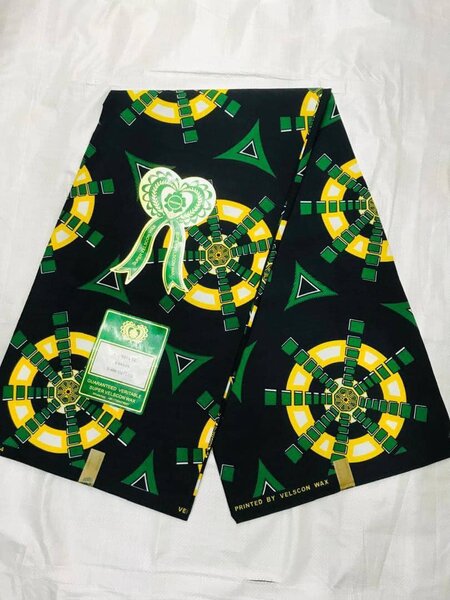Tissu vert jaune