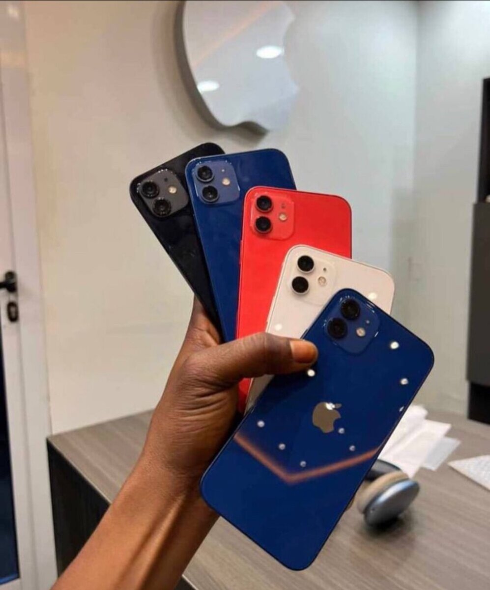 iPhone 12 64GB