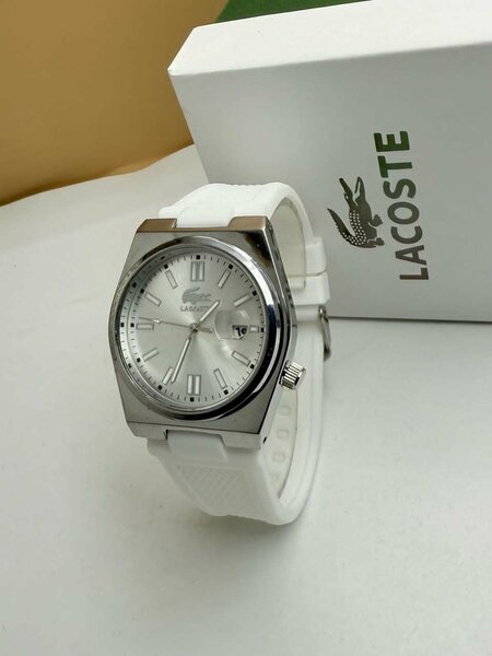 Montre Lacoste