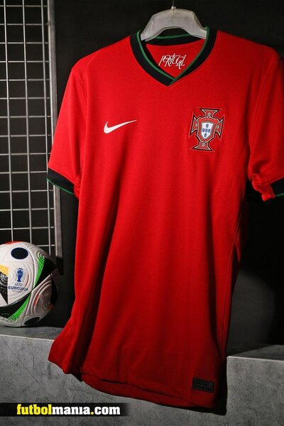 Maillot Portugal Nike Rouge