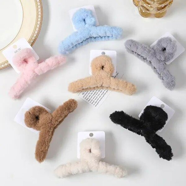 Hair clips
