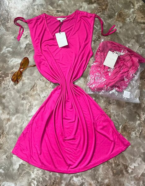 Straight dress