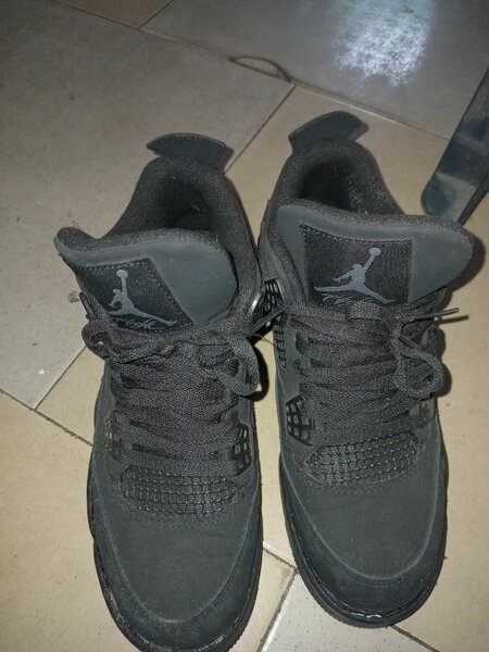 Nike Jordan 4s