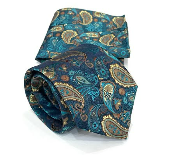TIE & POCKET SQUARE