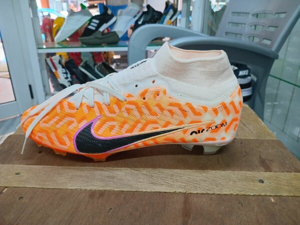 Paire de marque